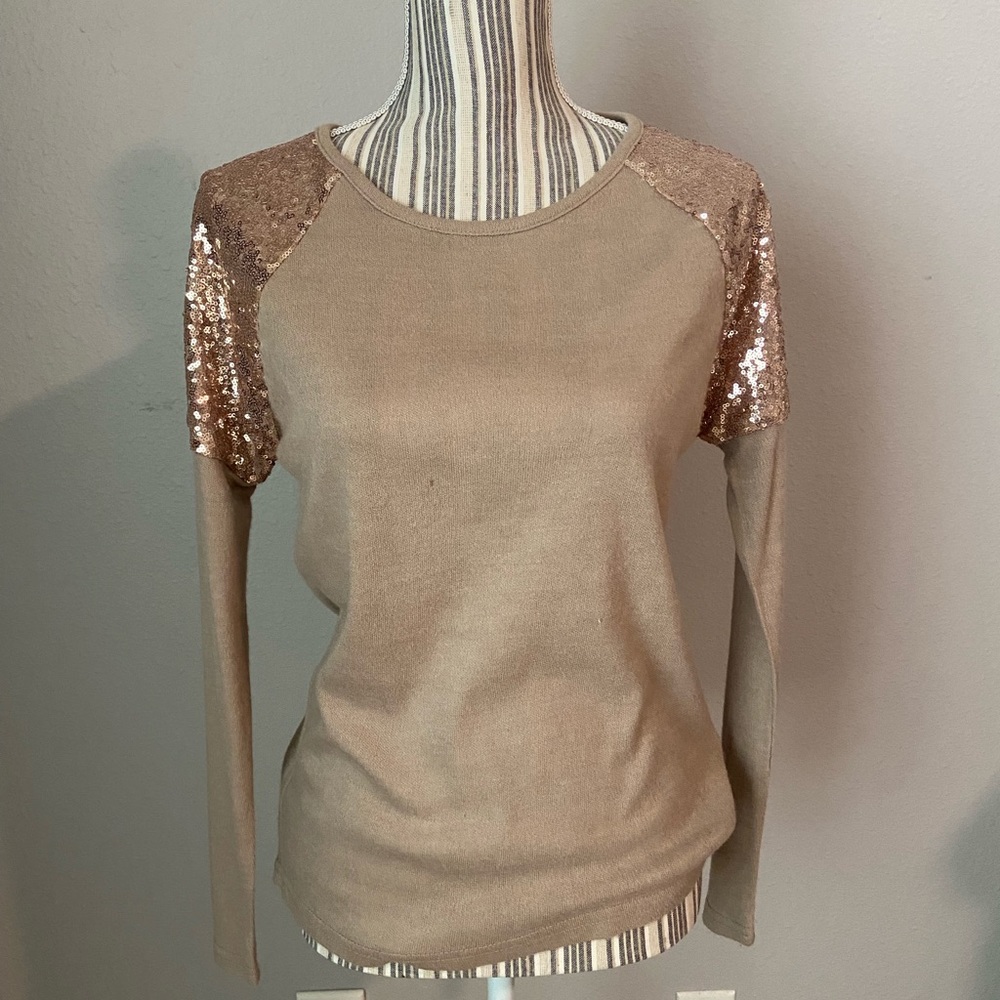 Sequined Sweater. Never been worn! Size S